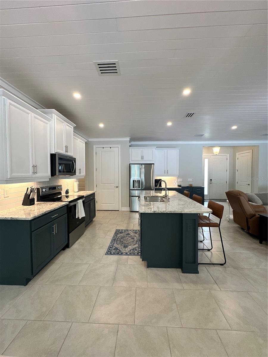 PORT CHARLOTTE SUB 51 - Residential Lease