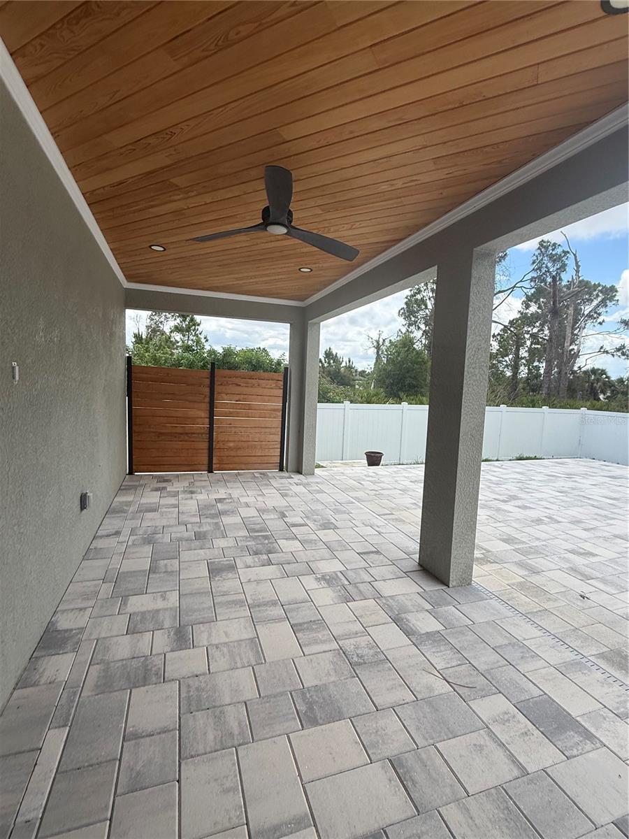 PORT CHARLOTTE SUB 51 - Residential Lease