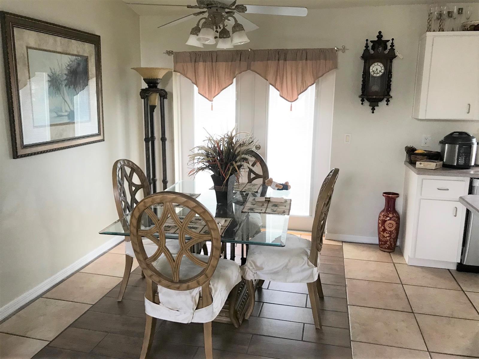 Florida Shores 01 - Residential
