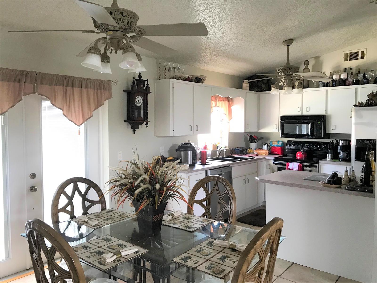 Florida Shores 01 - Residential