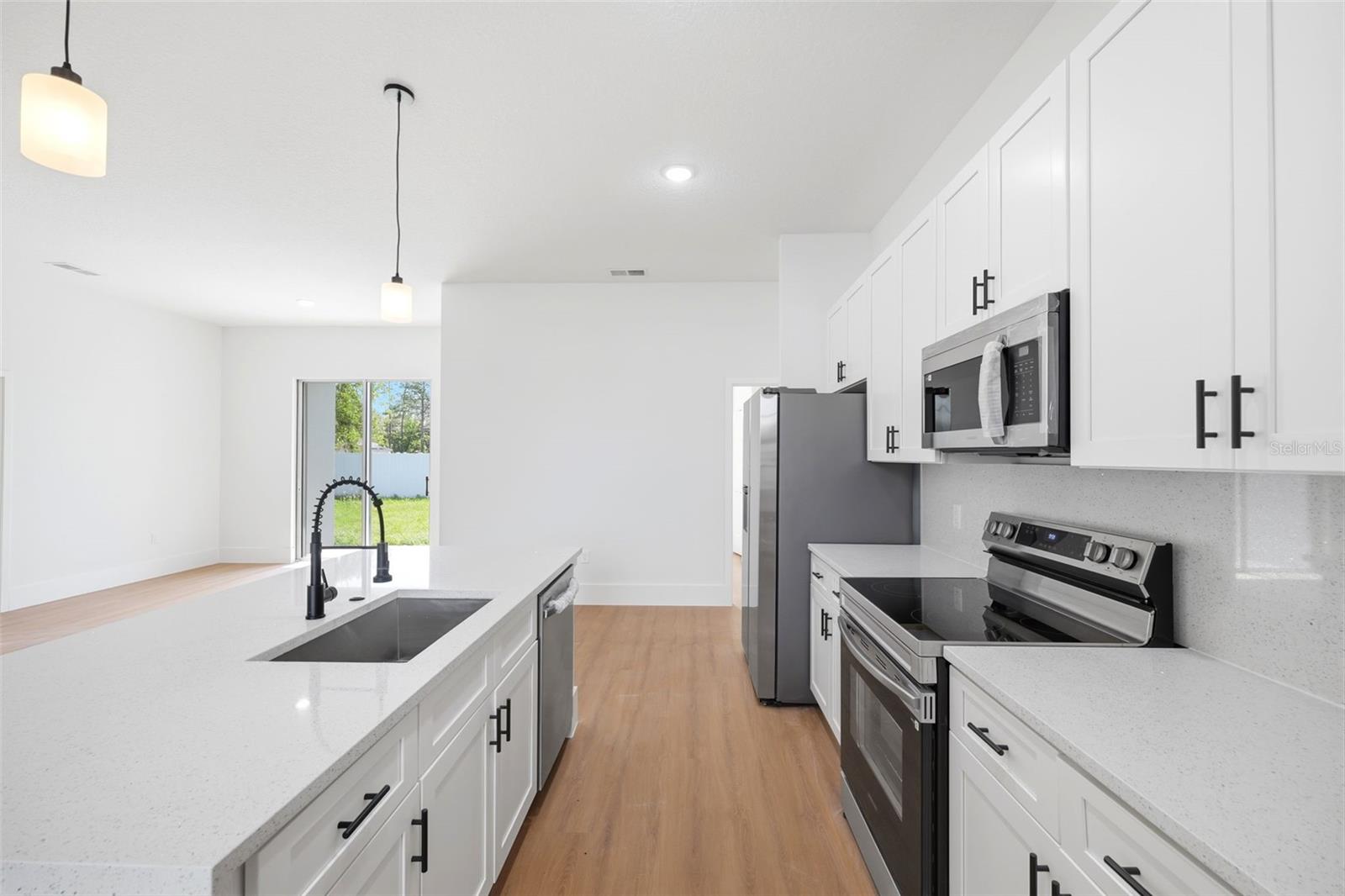 MARION OAKS #5 - Residential