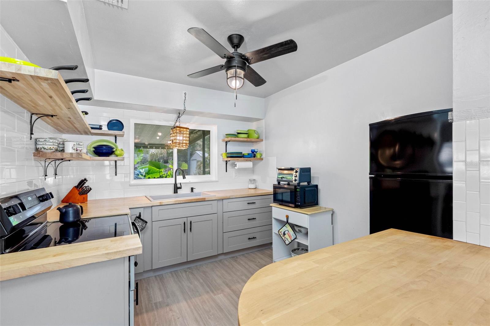 MONTEREY SUB - Residential