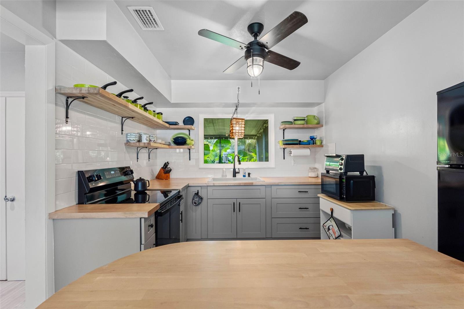 MONTEREY SUB - Residential