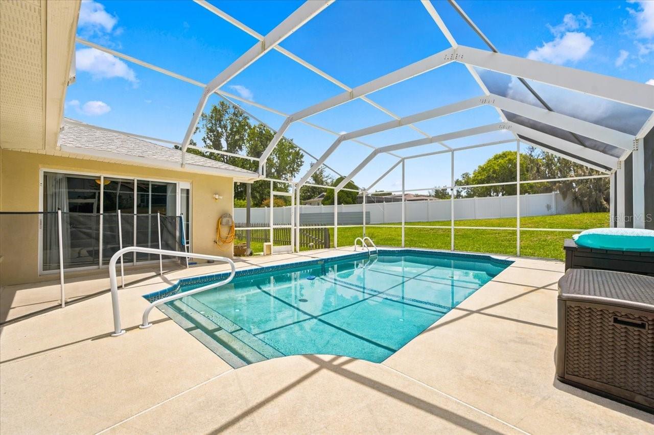 SPRING HILL - Residential