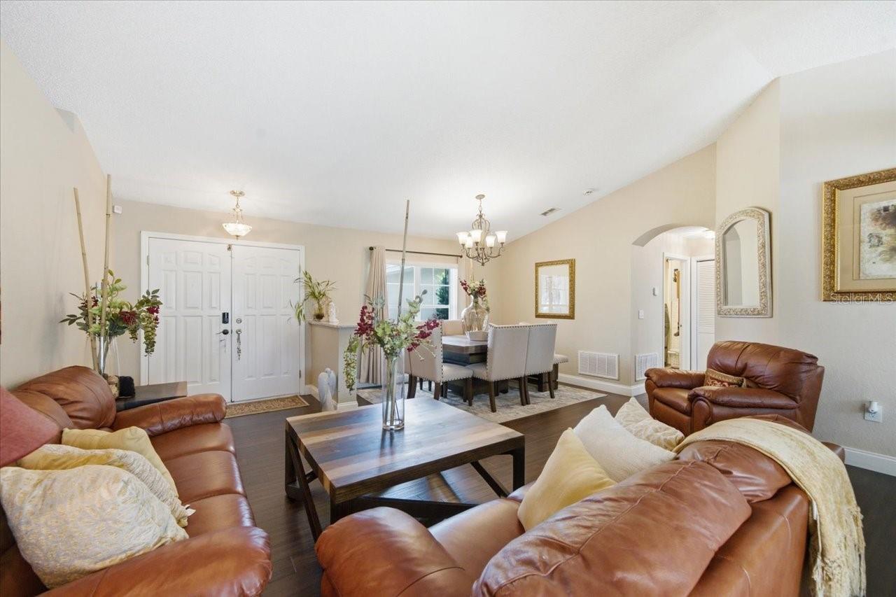 SPRING HILL - Residential