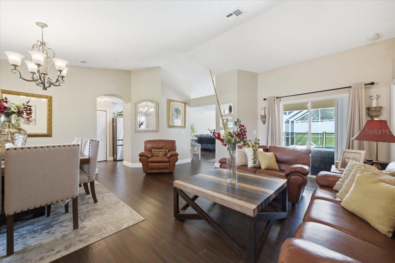 SPRING HILL - Residential