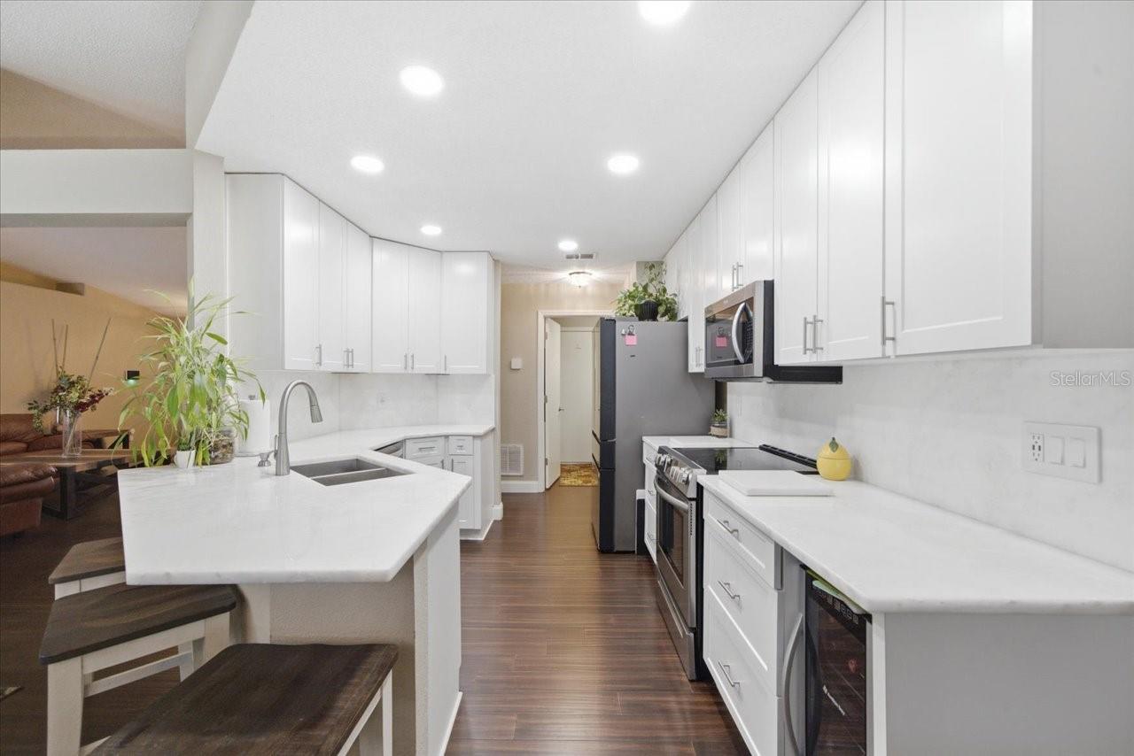 SPRING HILL - Residential