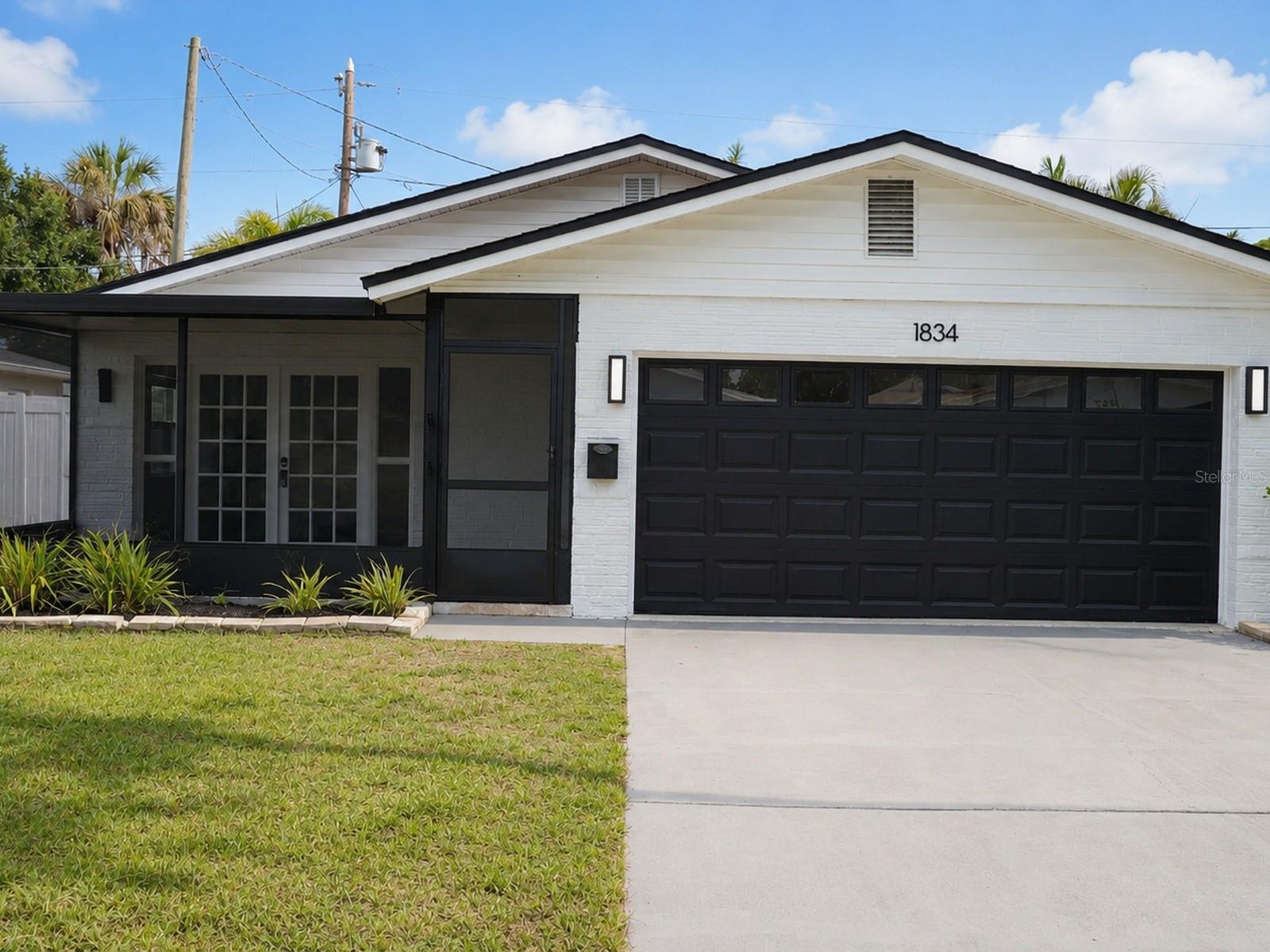 SHOREACRES CENTER - Residential