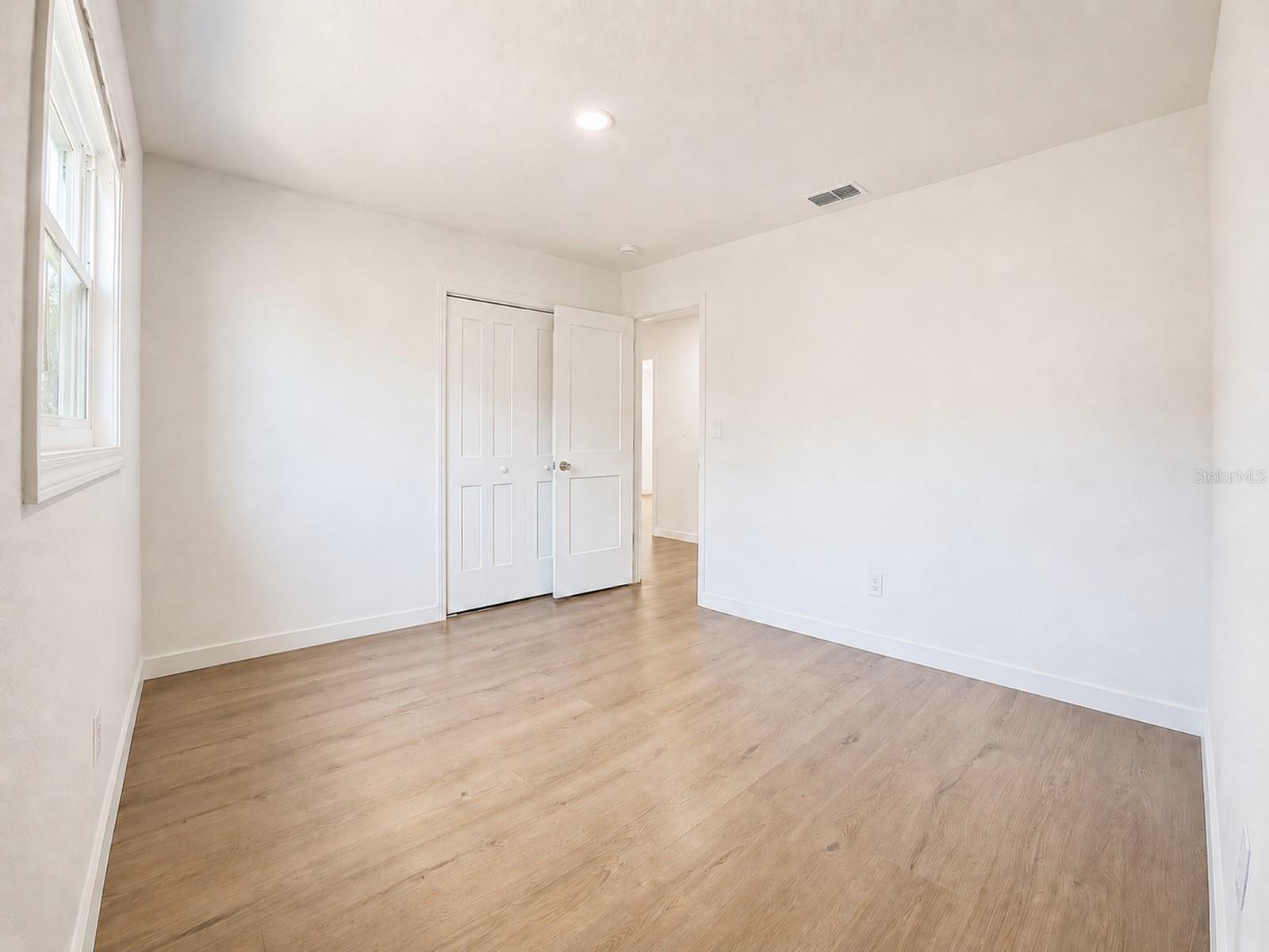 SHOREACRES CENTER - Residential