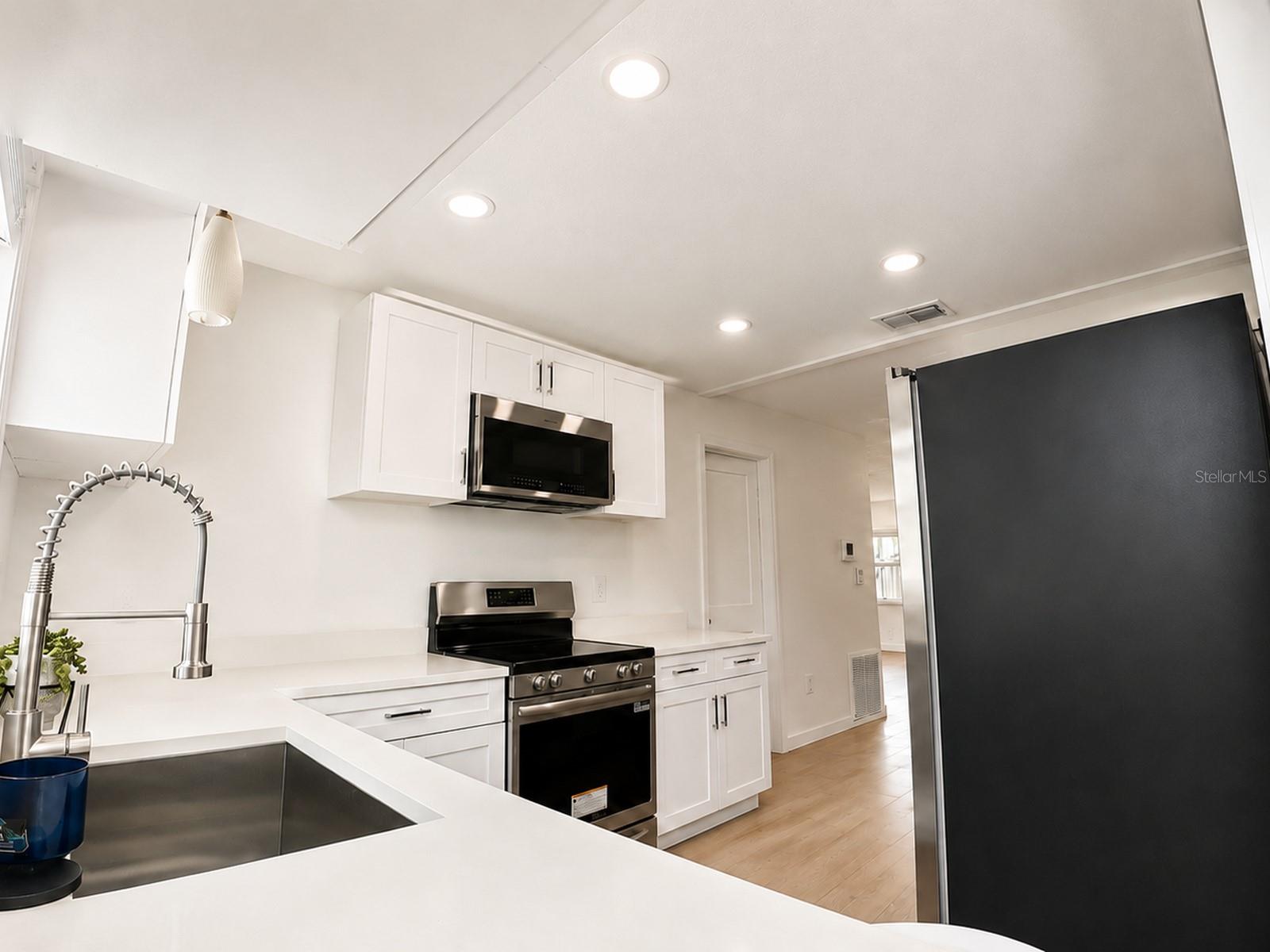 SHOREACRES CENTER - Residential