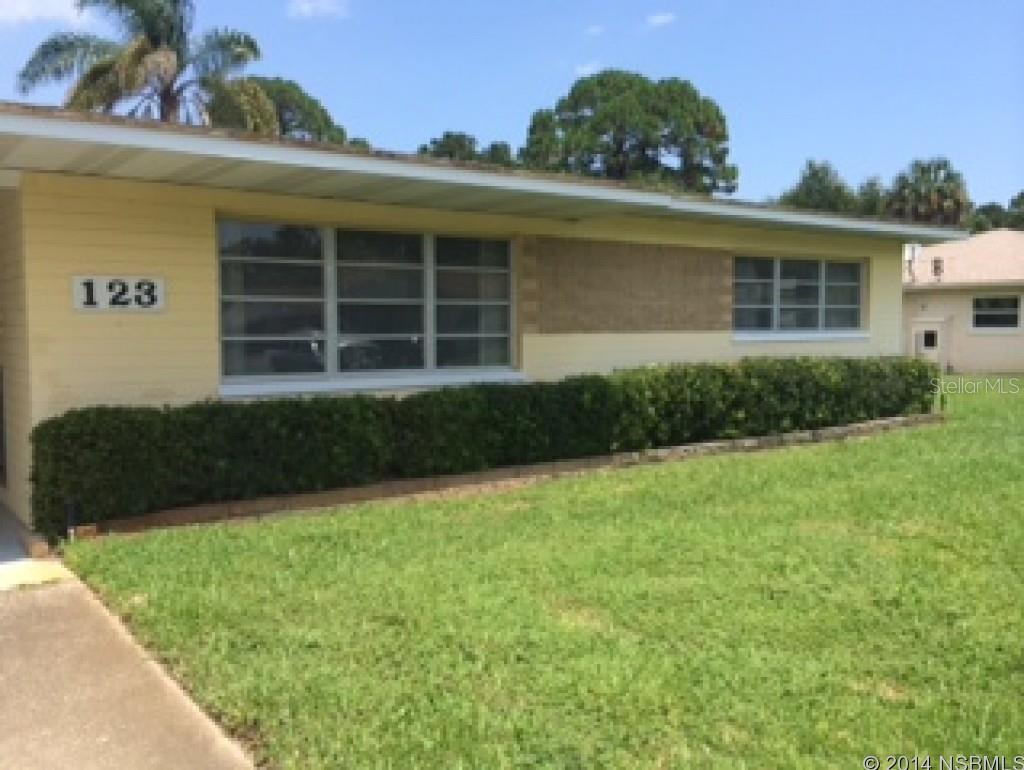 Great starter or retirement home.  Lots of character and potential in this home.  Desirable location between US 1 and River.  Large family room with fireplace.  Nice enclosd porch.  Storage building. ;Water: City