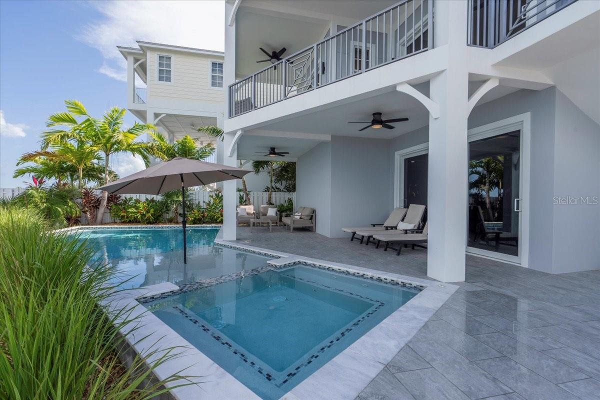EMERALD FLATS UN 10 - Residential