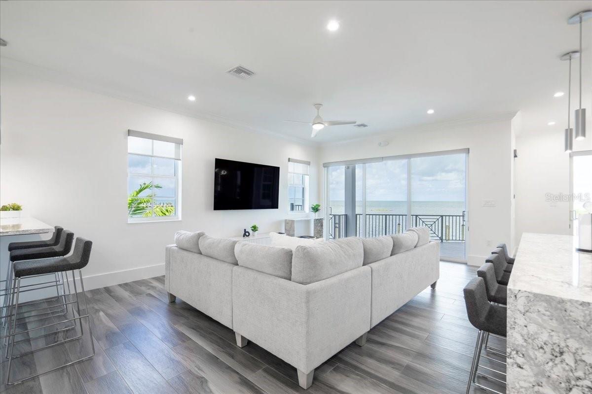 EMERALD FLATS UN 10 - Residential
