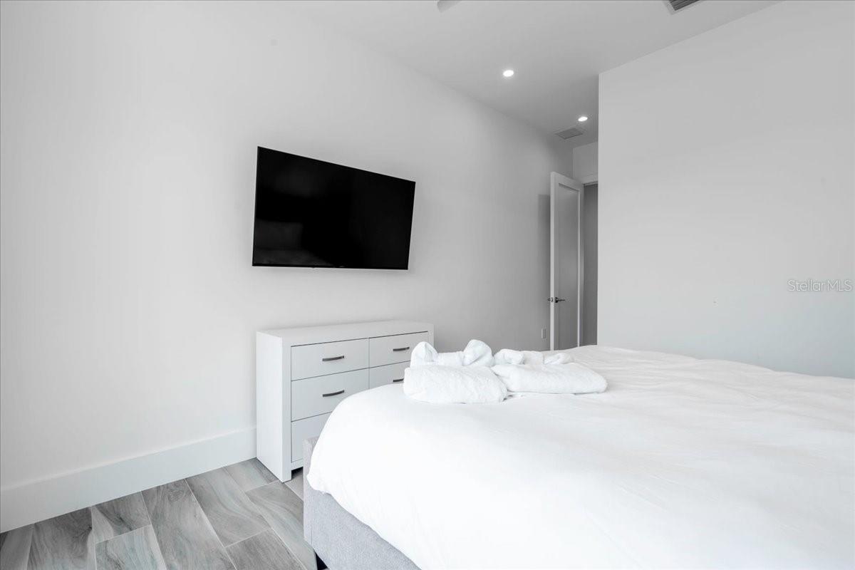 EMERALD FLATS UN 10 - Residential