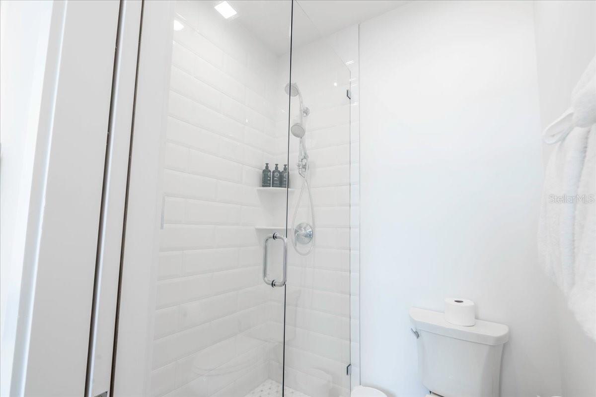 EMERALD FLATS UN 10 - Residential