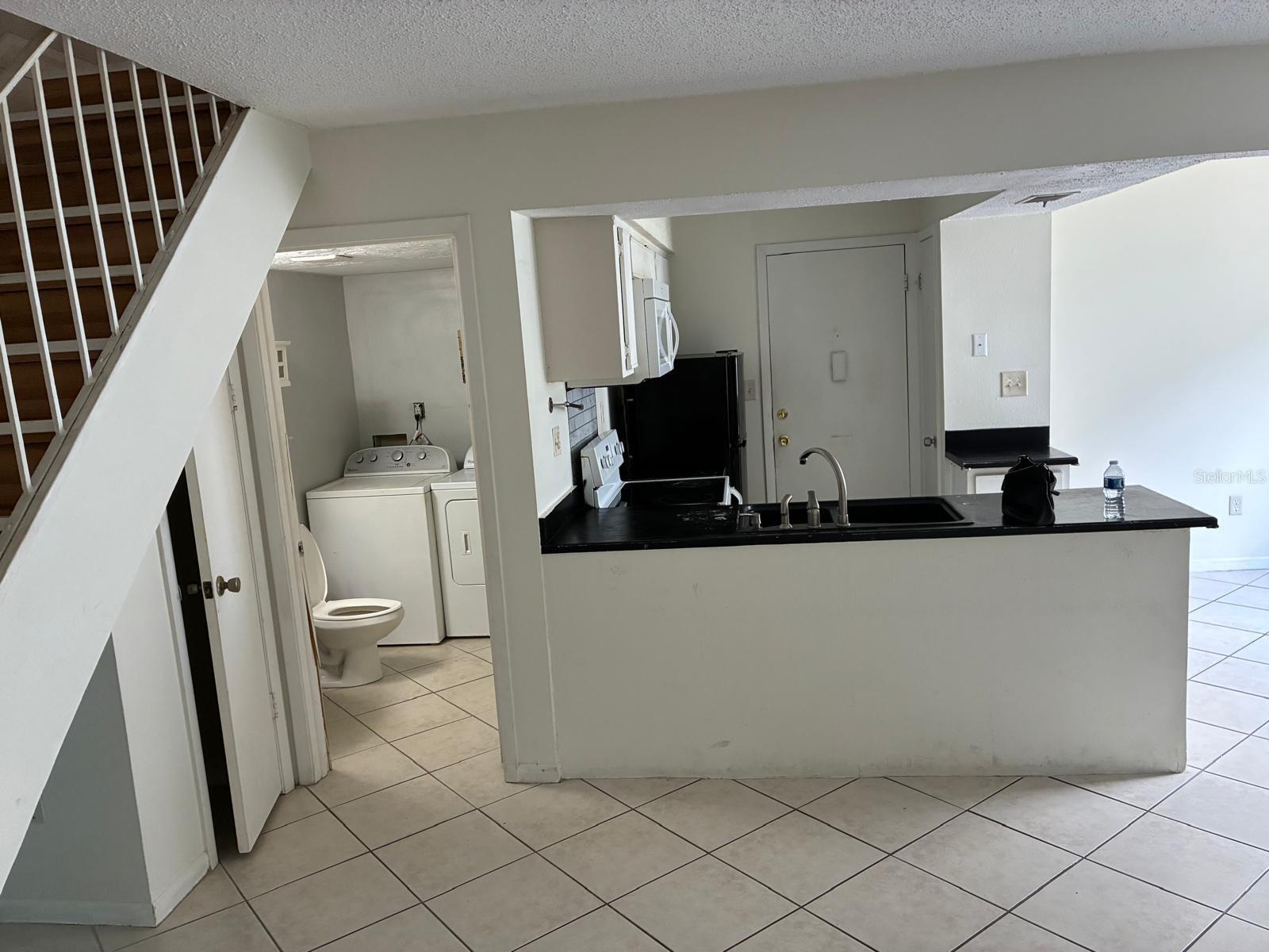 PINE SHADOWS CONDO PH 03 - Residential