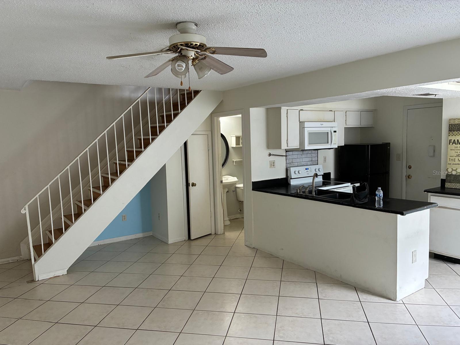 PINE SHADOWS CONDO PH 03 - Residential