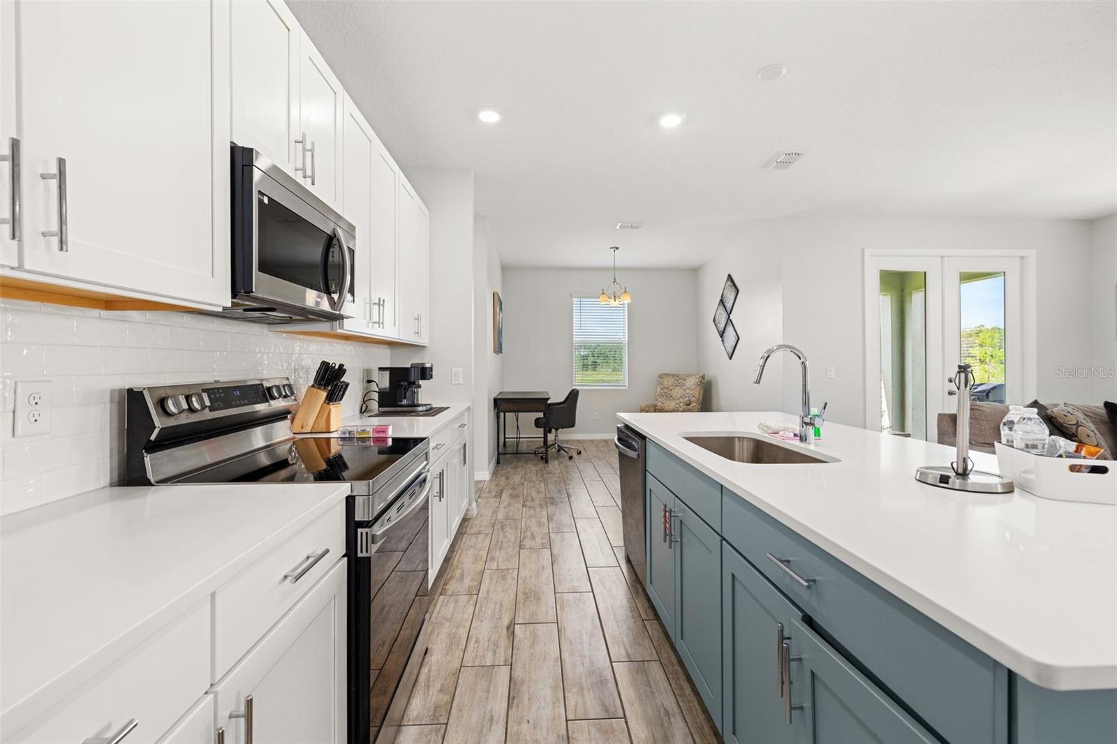 GLEN/WEST HAVEN - Residential