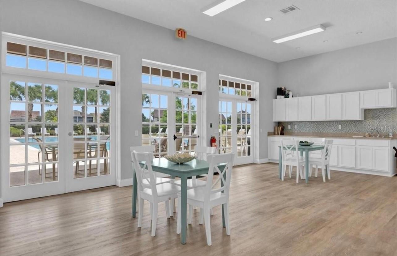 GLEN/WEST HAVEN - Residential