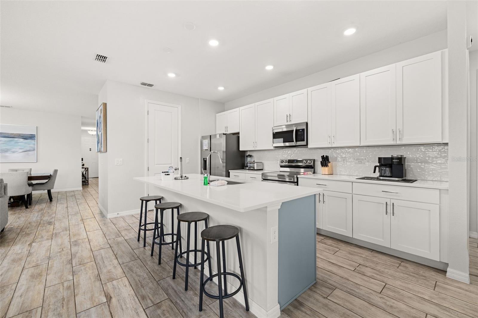GLEN/WEST HAVEN - Residential