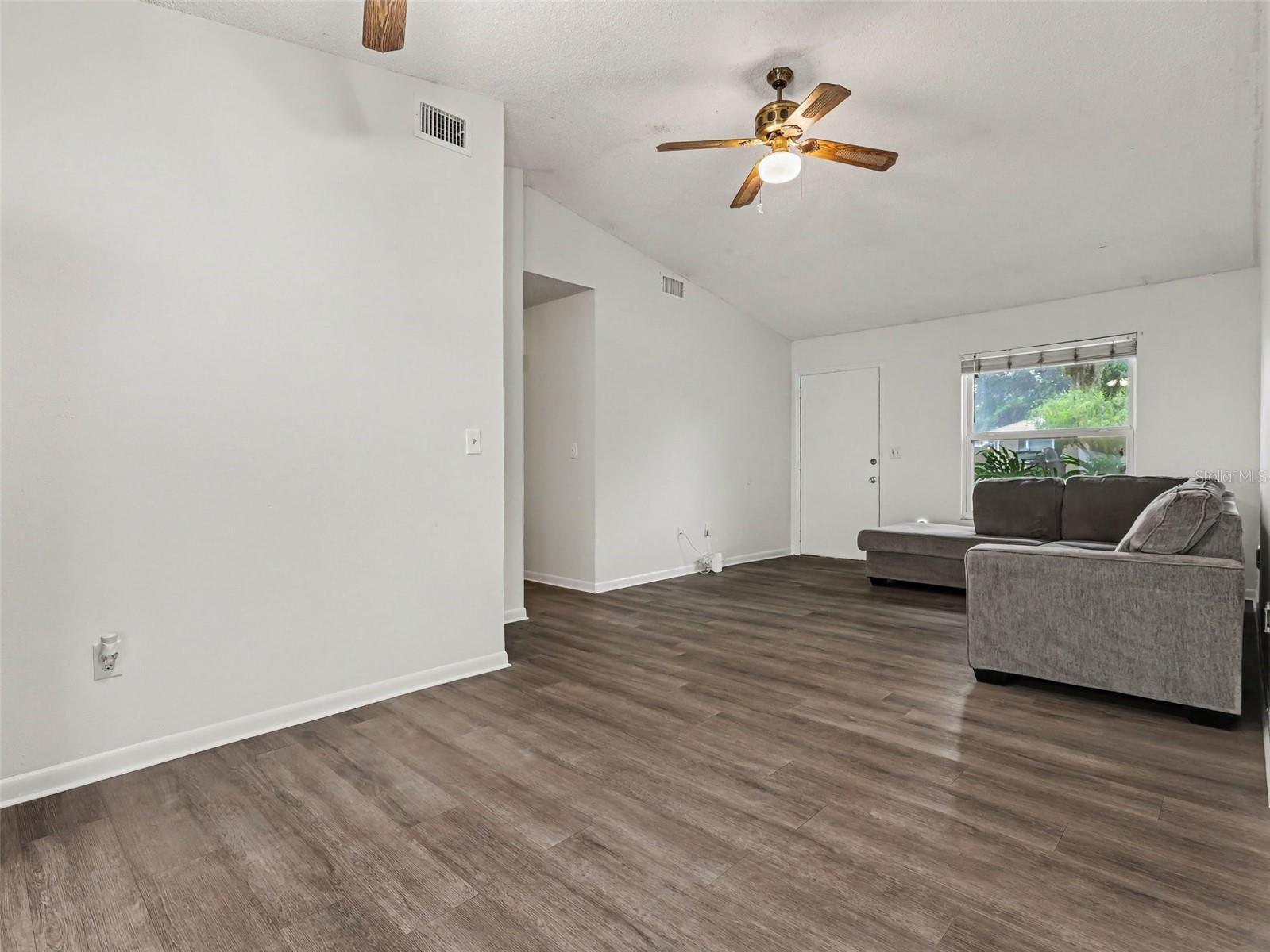 LAKE PADGETT SOUTH - Residential
