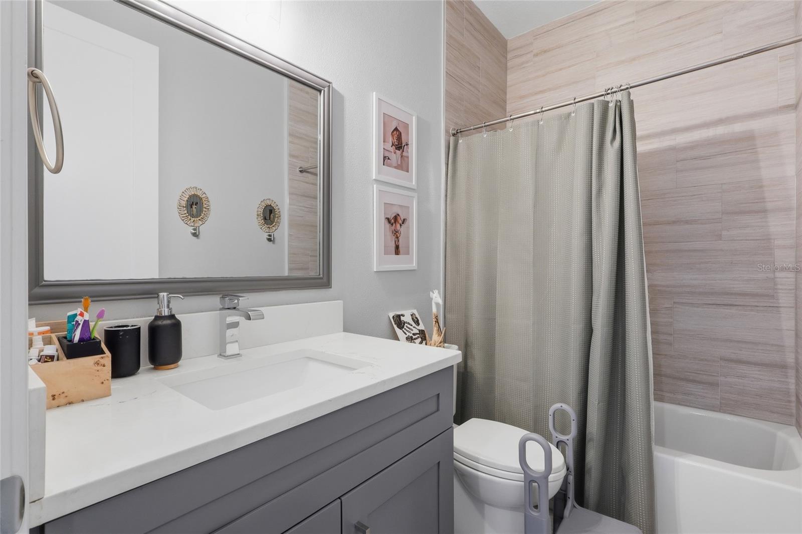 DREWS JOHN H SUB BLKS 1 TO 10 - Residential