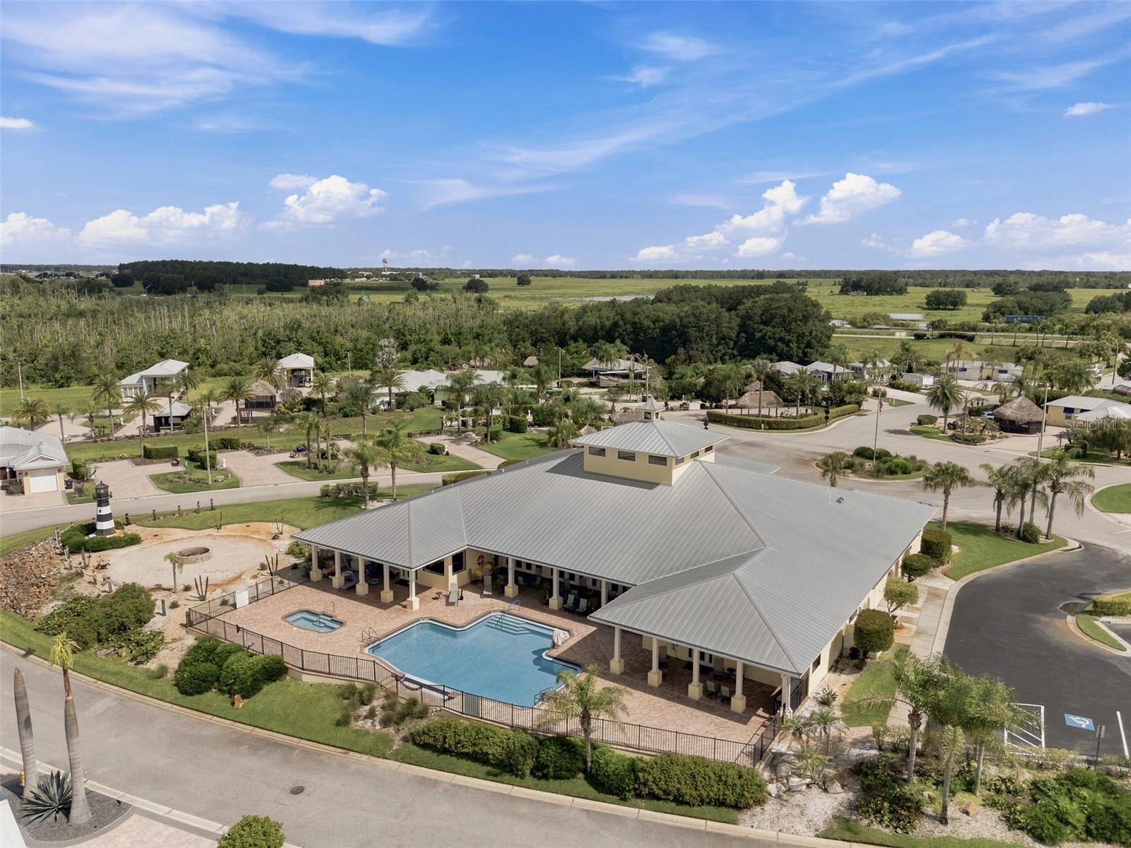 BAY LAKE RESIDENCE - Residential