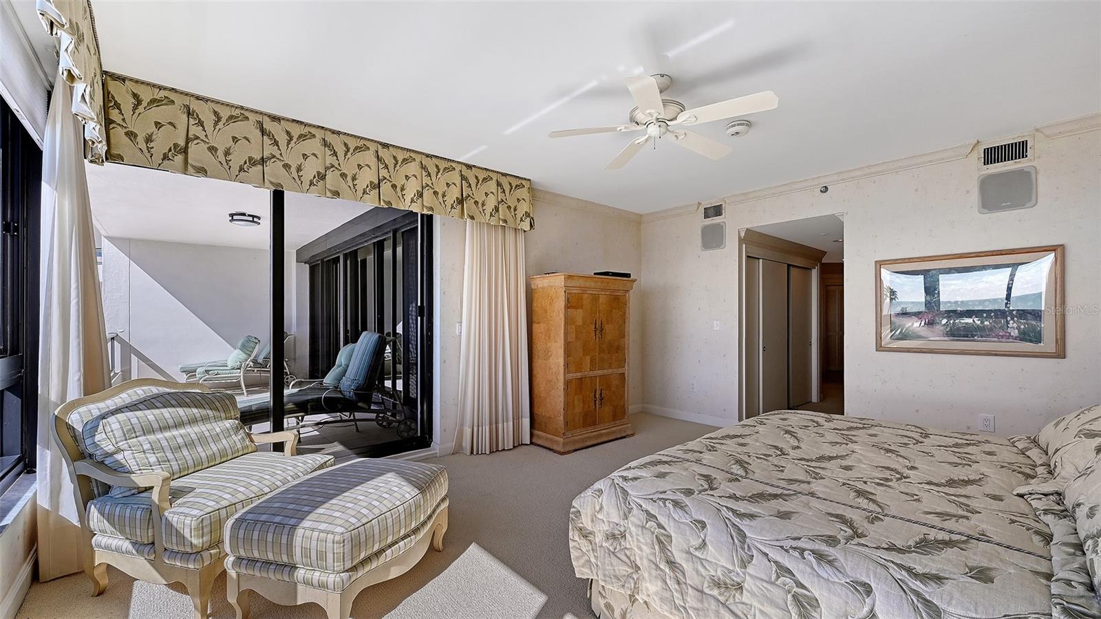SANCTUARY III - Residential