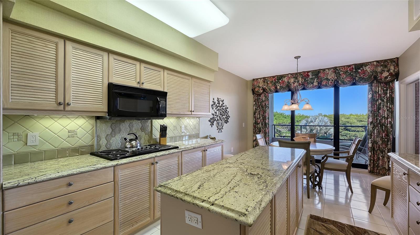 SANCTUARY III - Residential