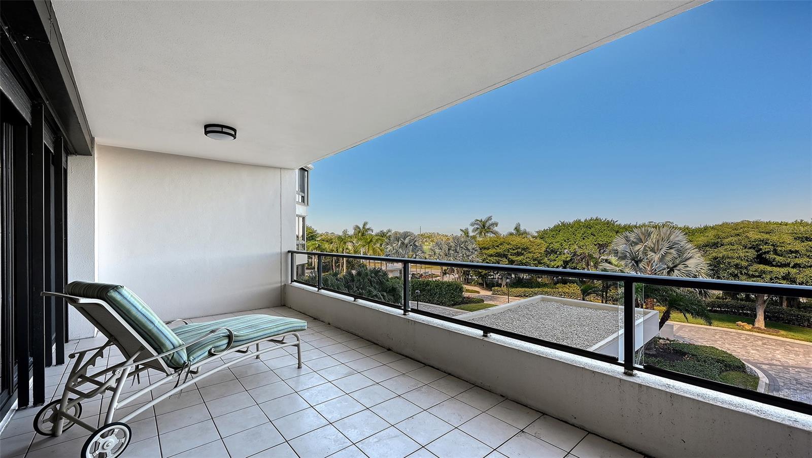 SANCTUARY III - Residential
