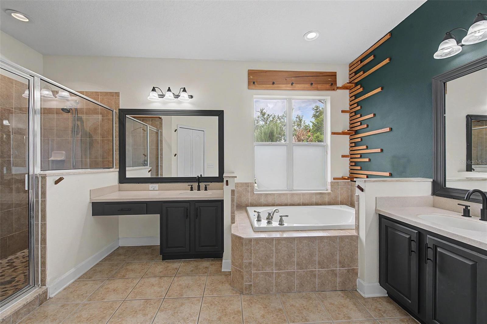 CROSBY CROSSINGS - Residential