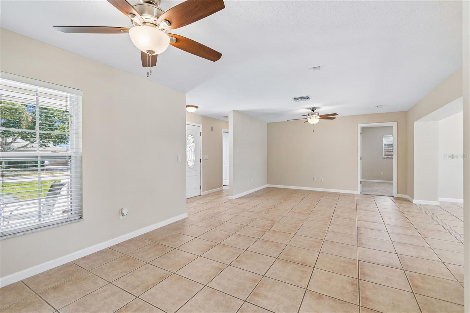 YACHT CLUB ESTATES - Residential
