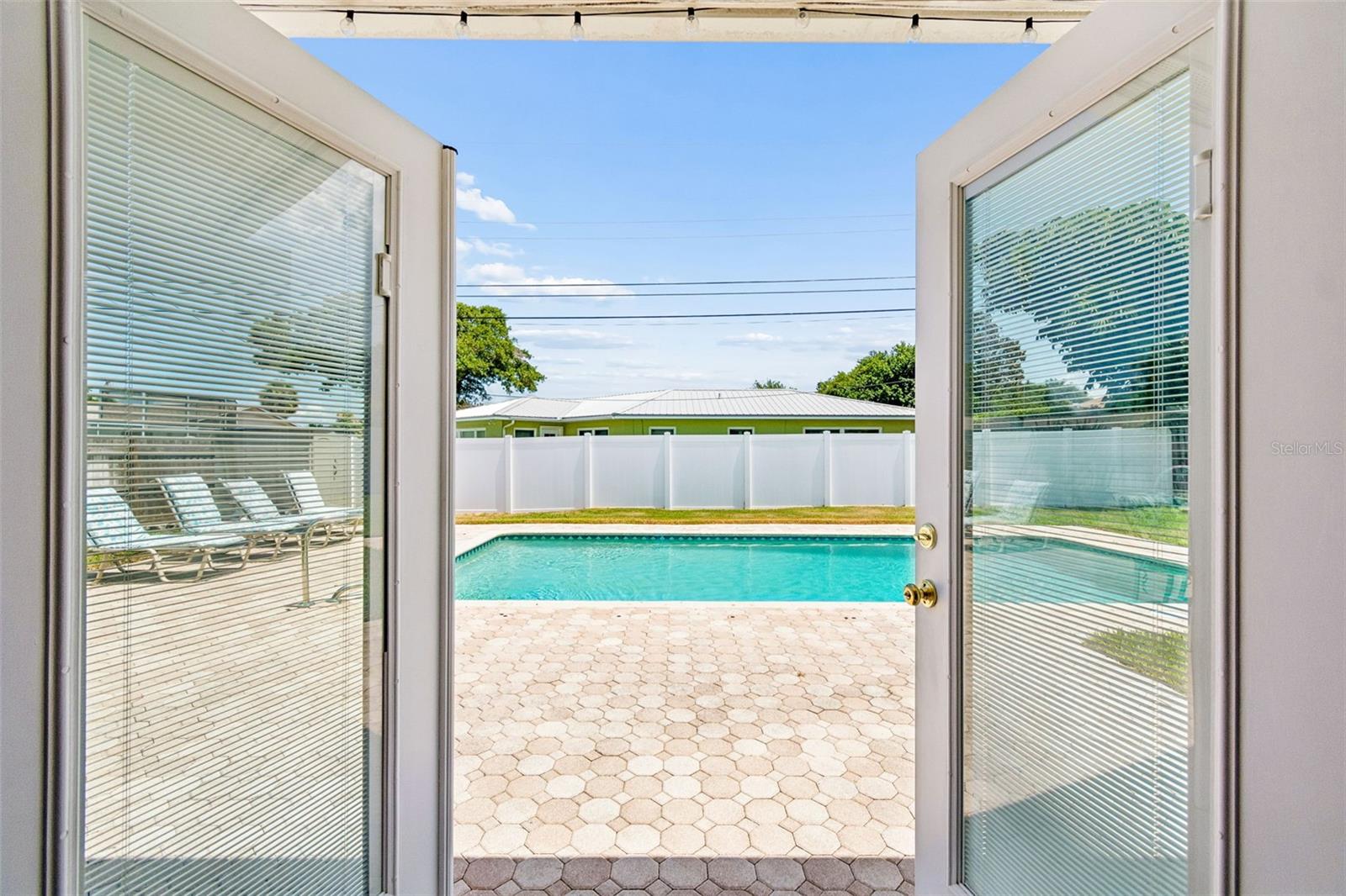 YACHT CLUB ESTATES - Residential