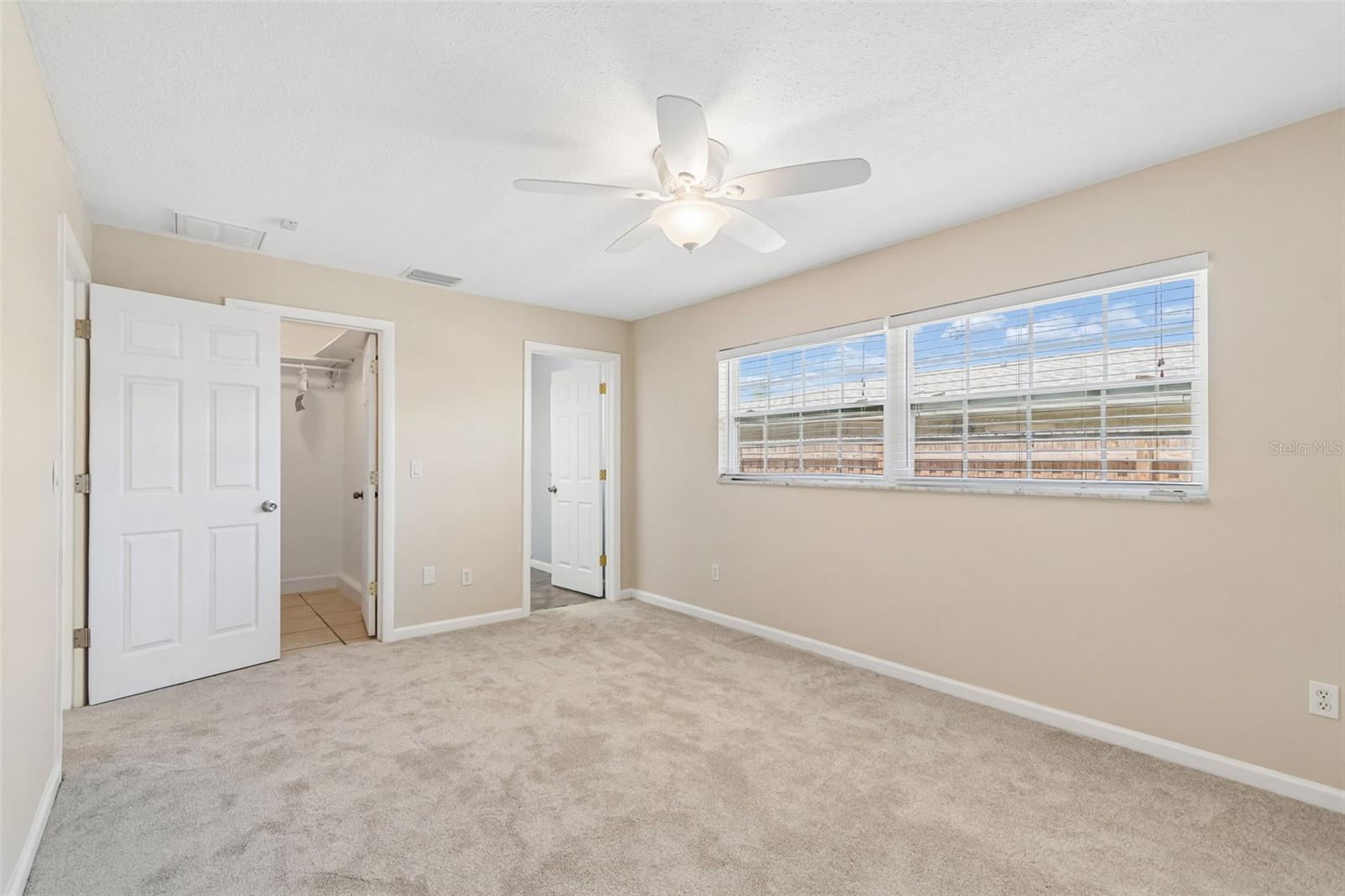 YACHT CLUB ESTATES - Residential