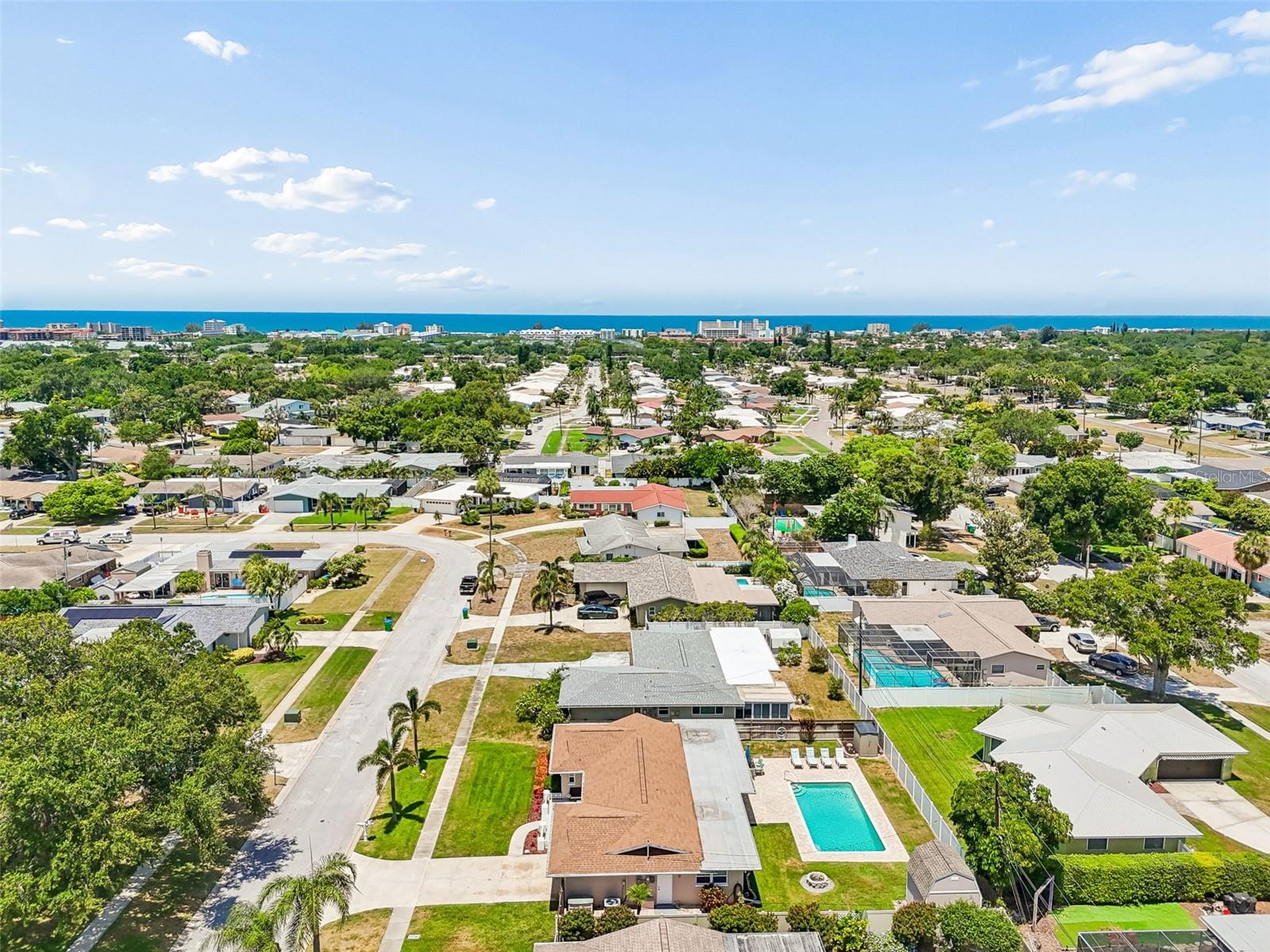YACHT CLUB ESTATES - Residential