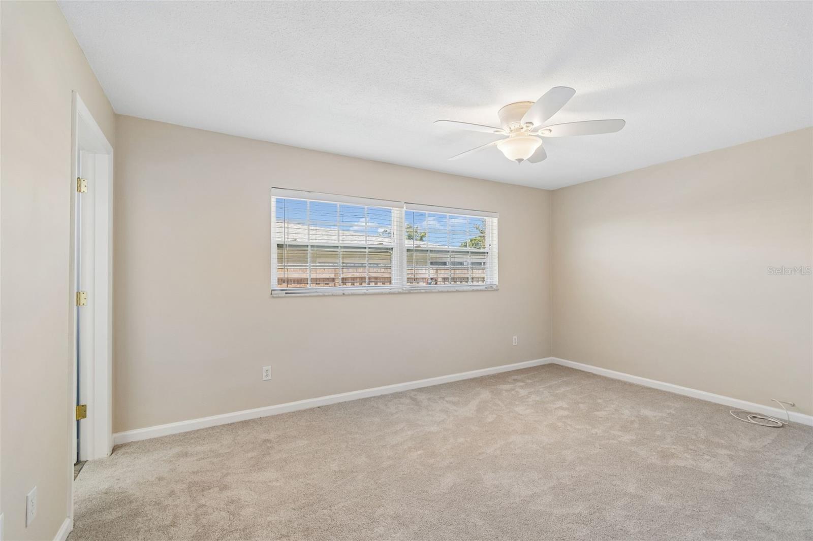 YACHT CLUB ESTATES - Residential