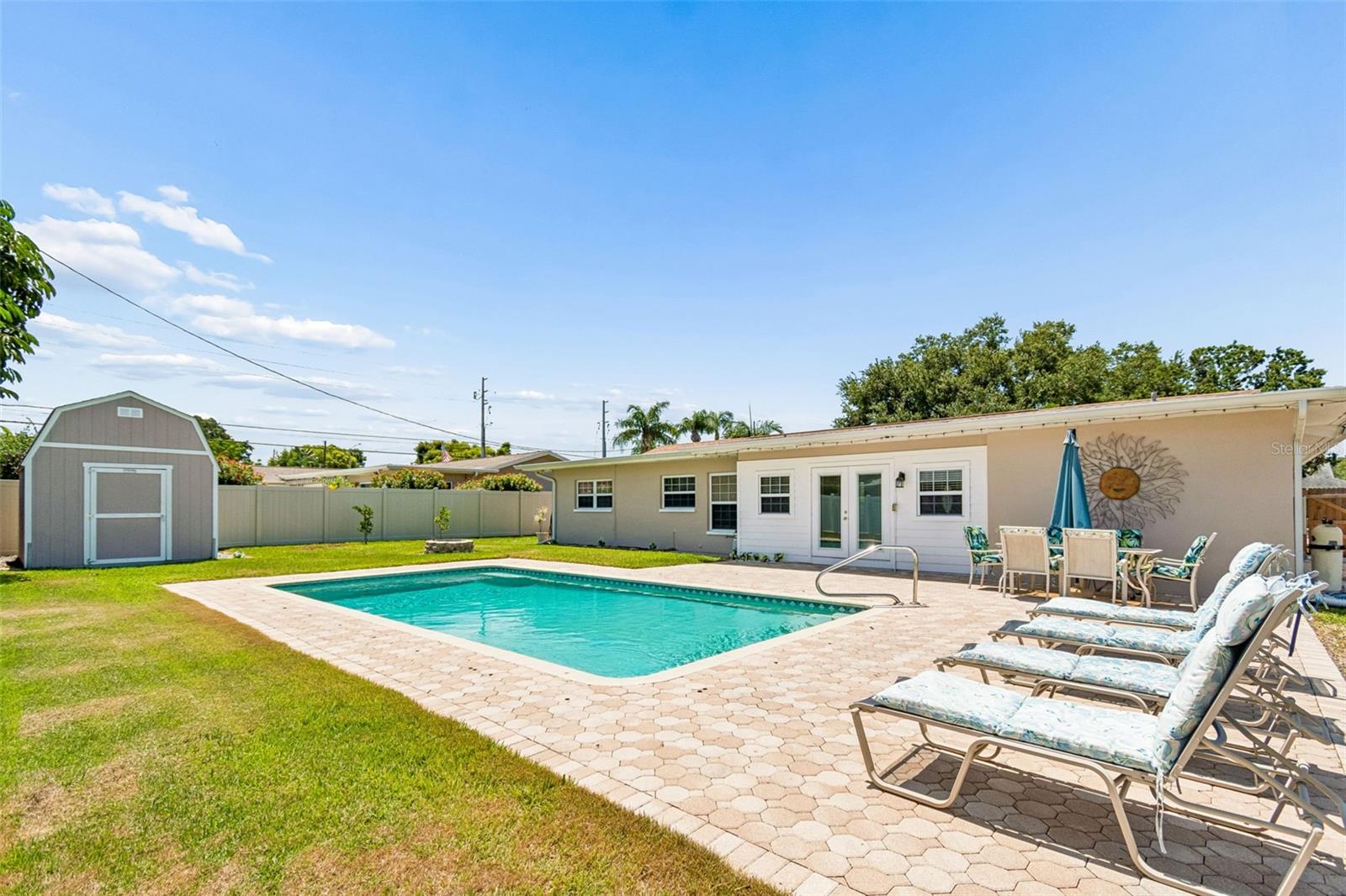 YACHT CLUB ESTATES - Residential