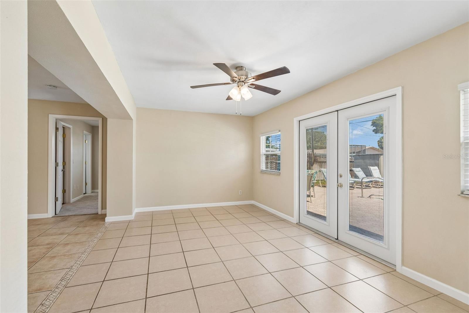 YACHT CLUB ESTATES - Residential