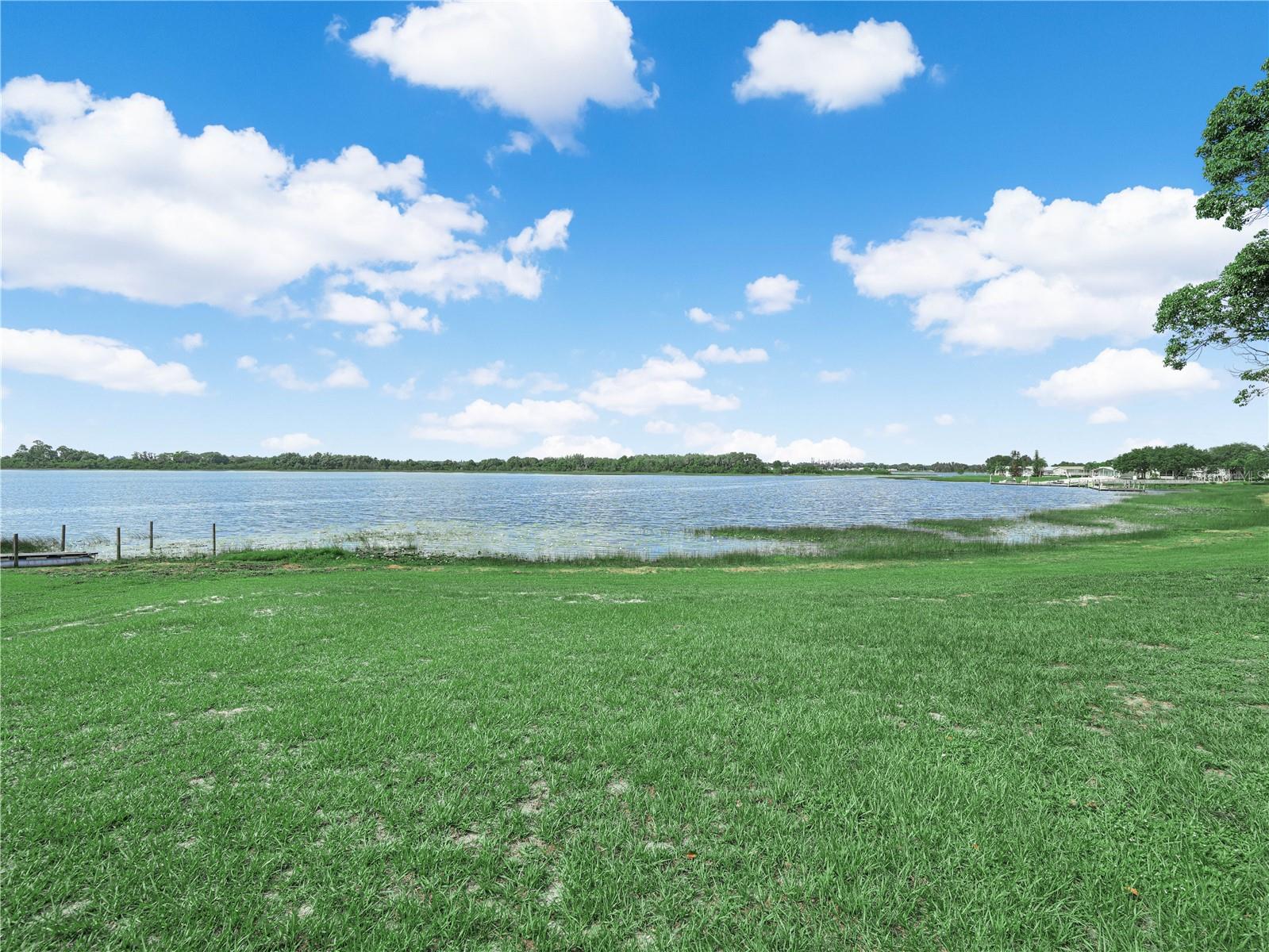 SADDLEBAG LAKE - Residential