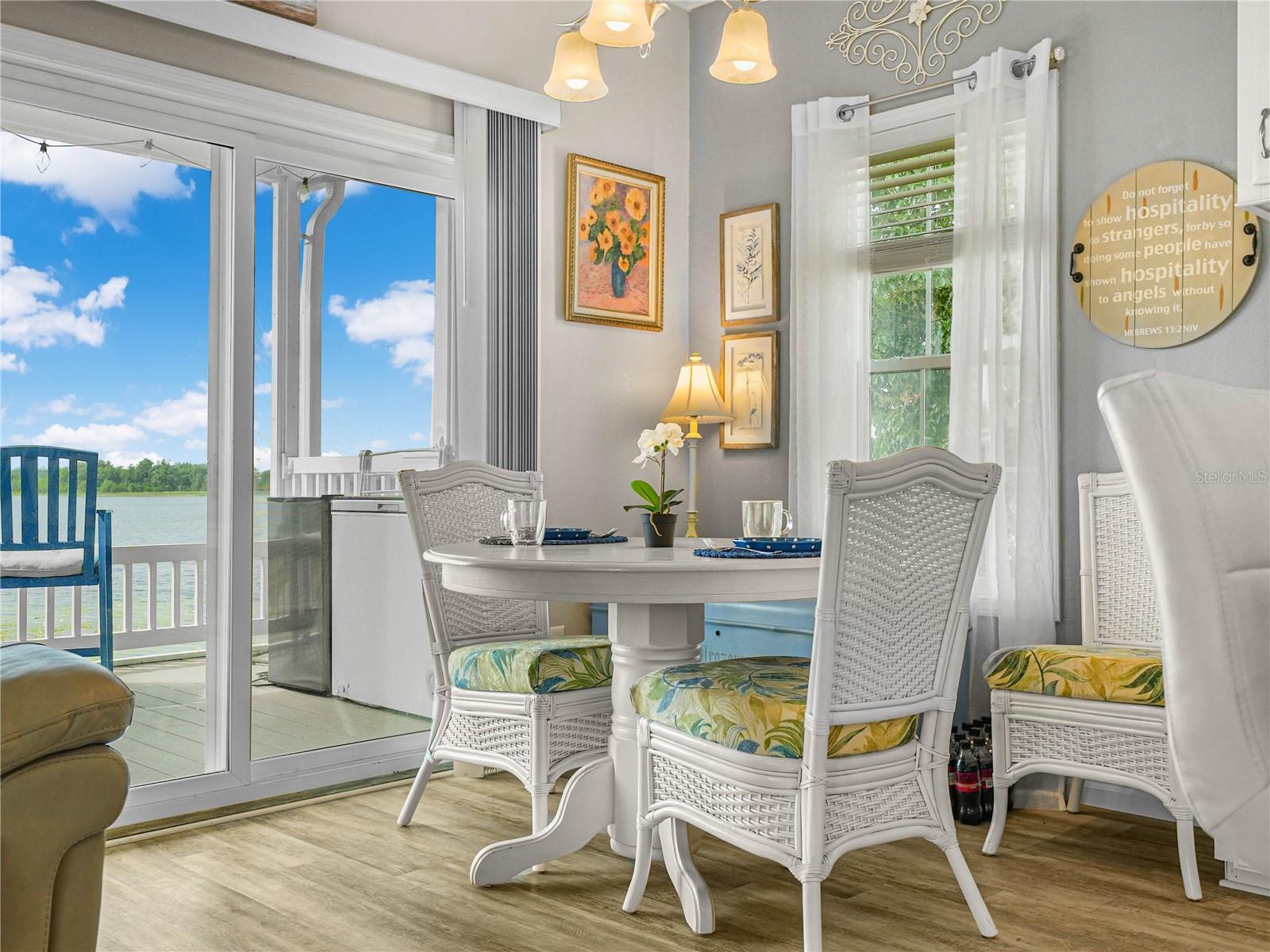 SADDLEBAG LAKE - Residential