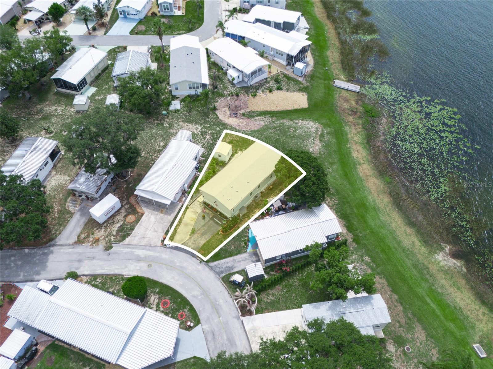 SADDLEBAG LAKE - Residential