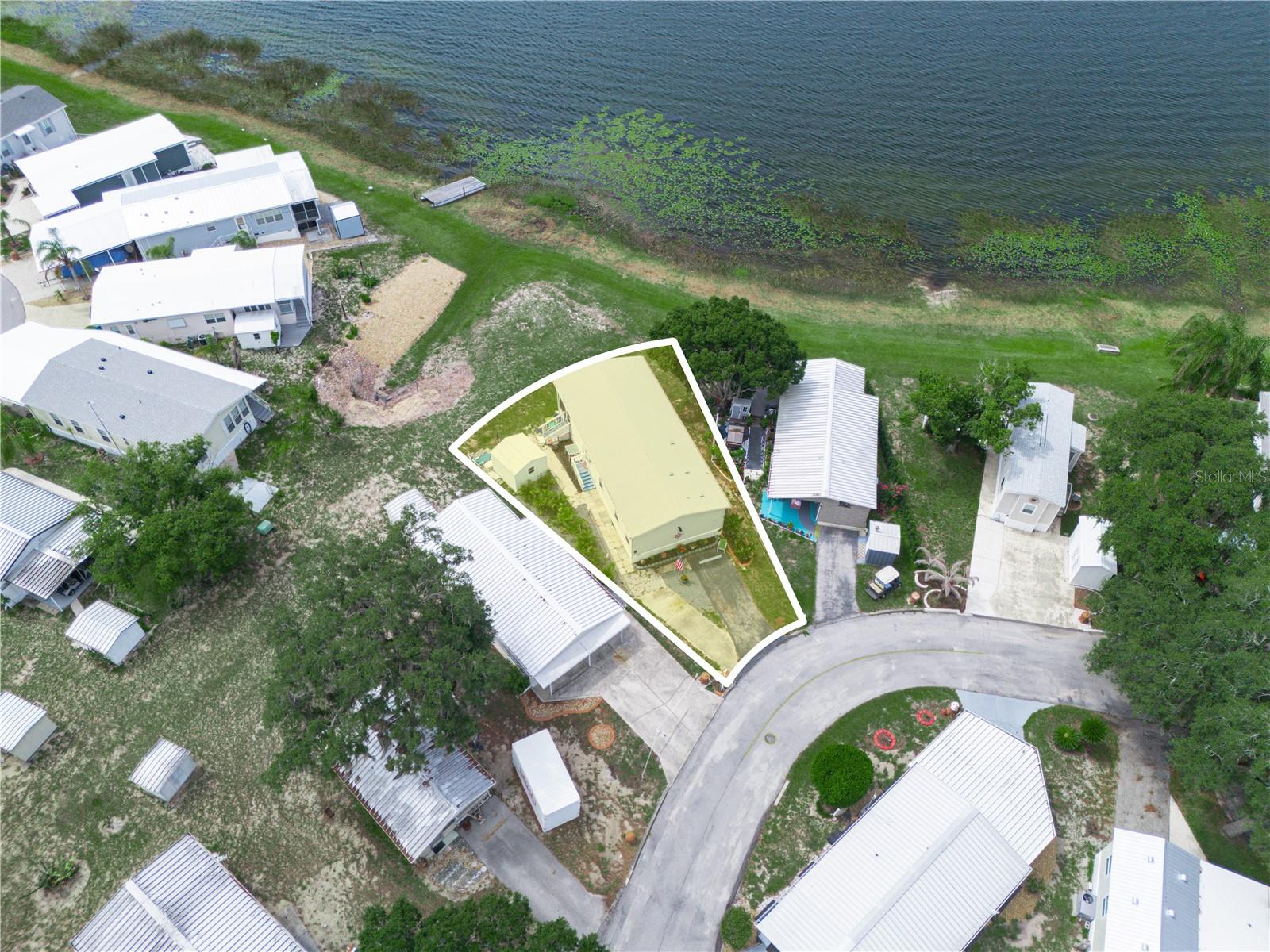 SADDLEBAG LAKE - Residential
