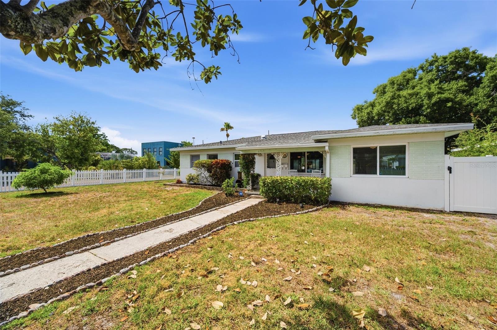 WEST LAKE PASADENA SUB - Residential
