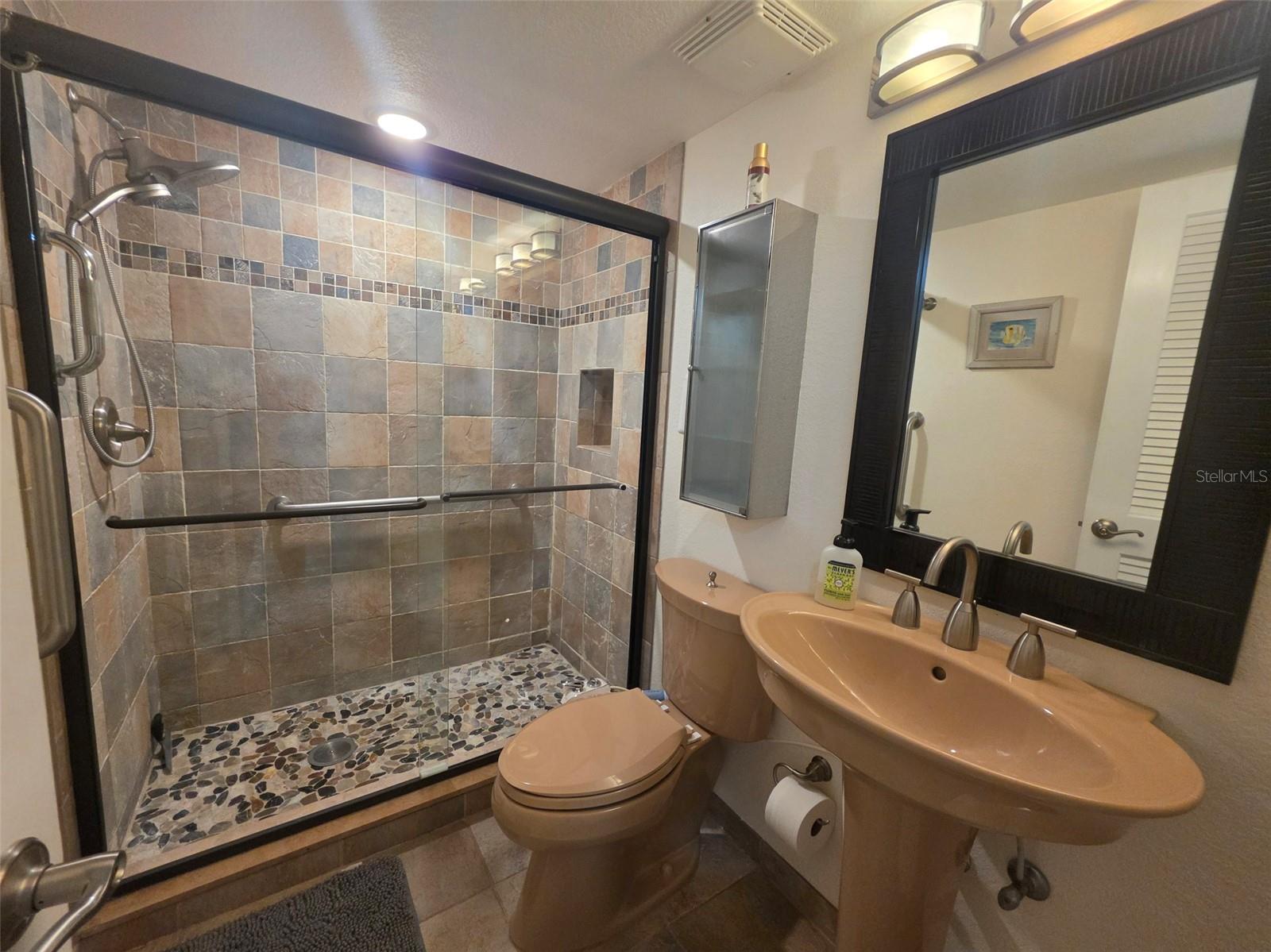 BAHIA DEL MAR II - Residential Lease