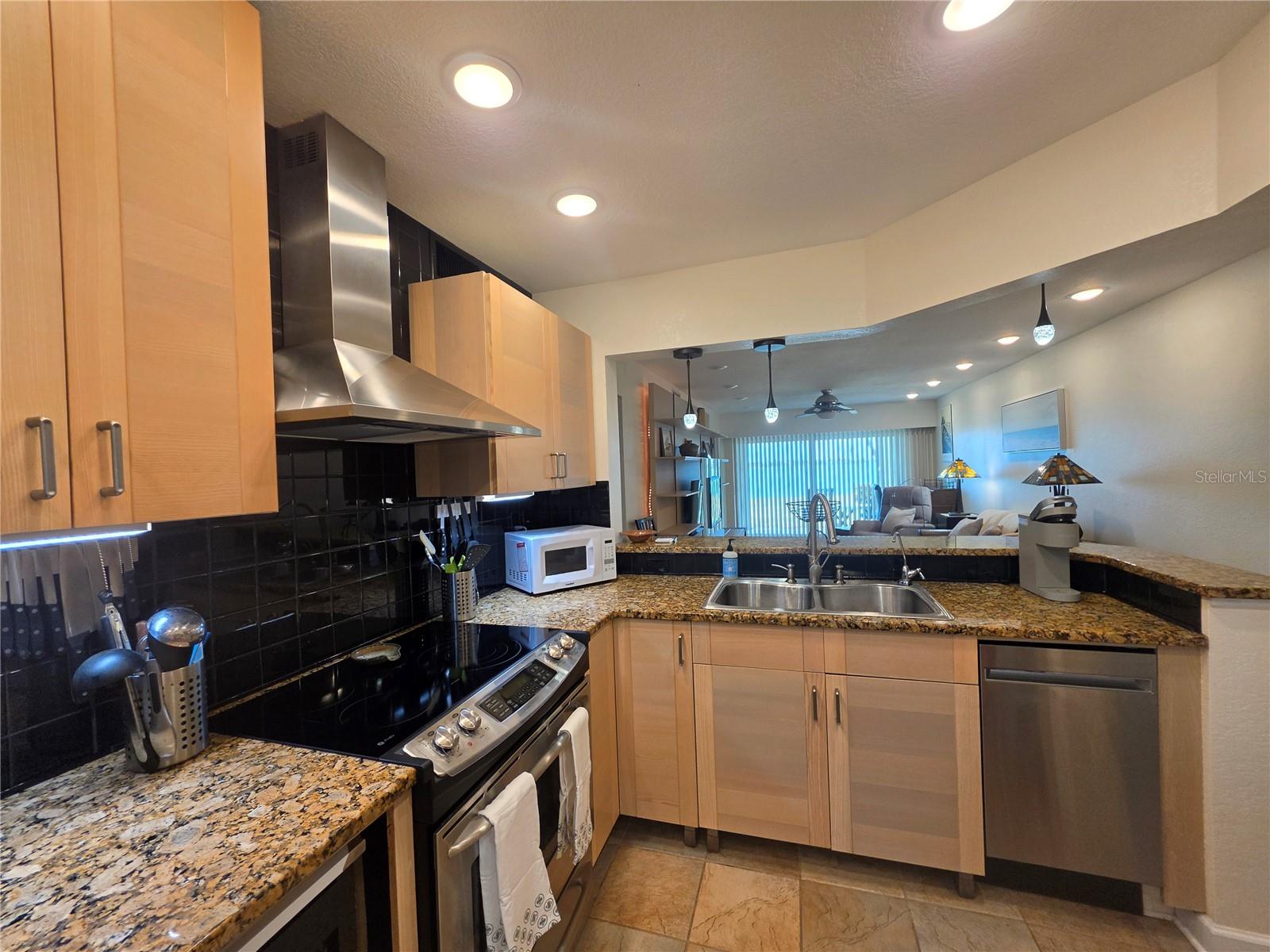 BAHIA DEL MAR II - Residential Lease
