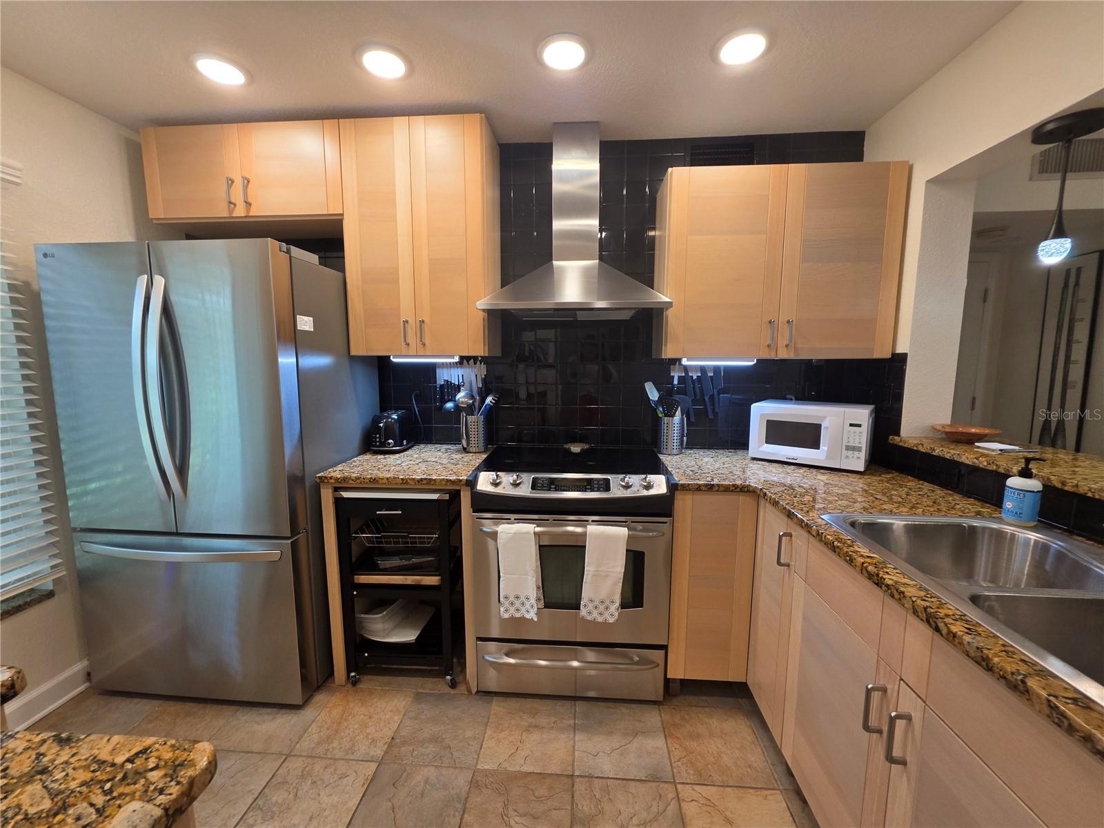 BAHIA DEL MAR II - Residential Lease