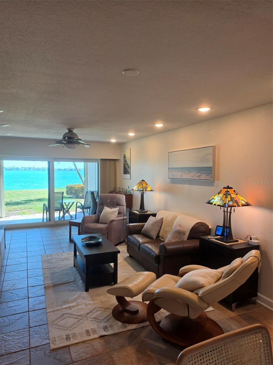 BAHIA DEL MAR II - Residential Lease