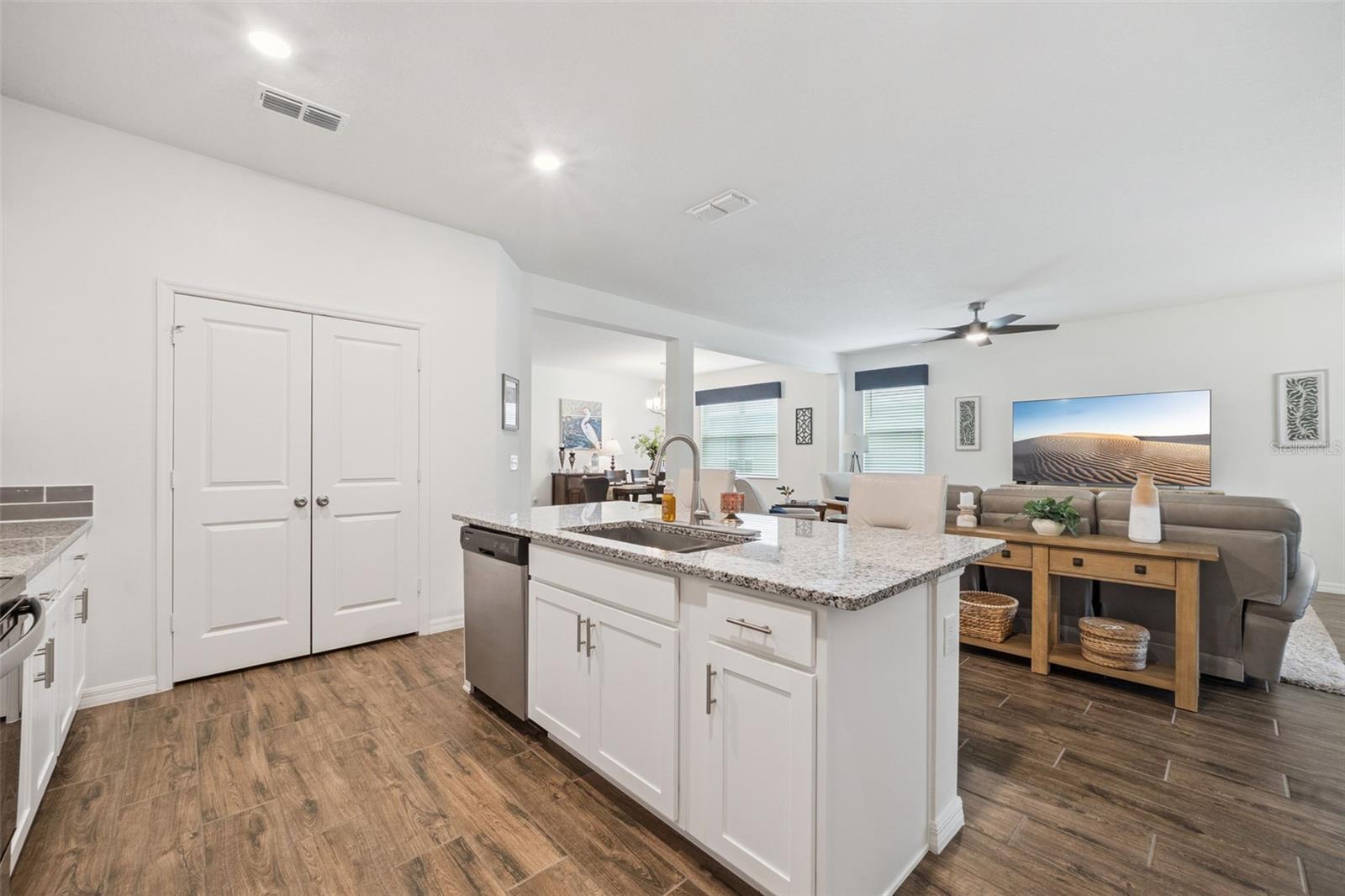 SANCTUARY - Residential