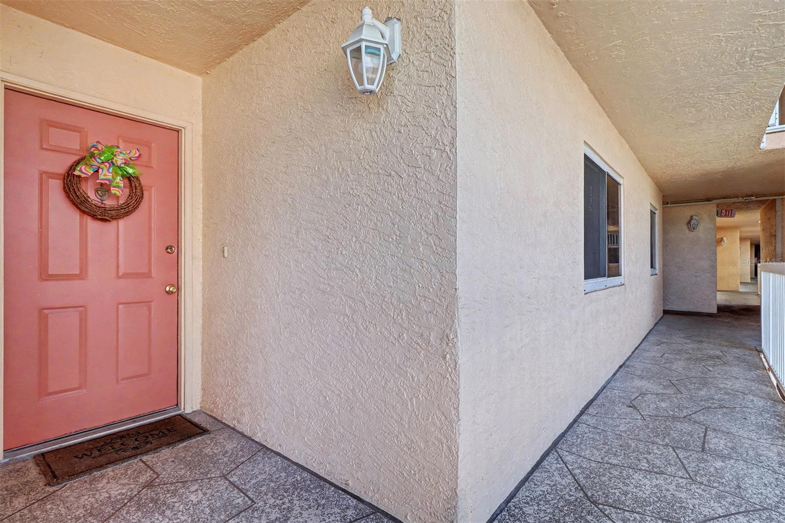 BEACH COTTAGE CONDO - Residential