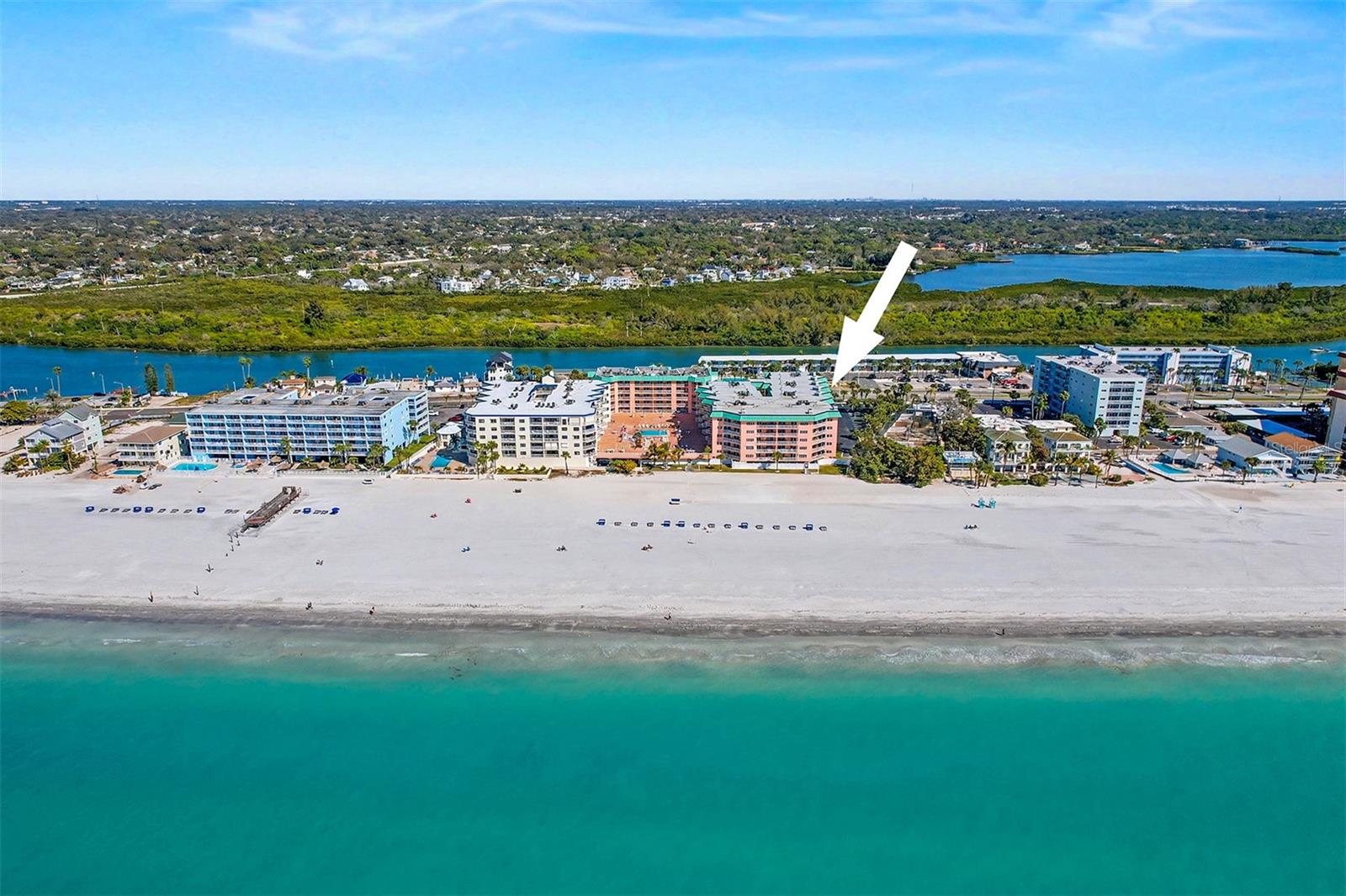 BEACH COTTAGE CONDO - Residential